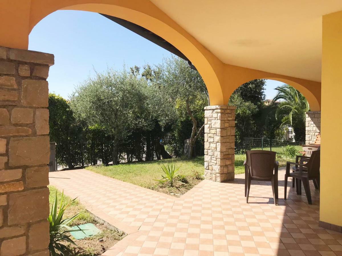Villa The Sweet Rose With Pool Manerba del Garda Ngoại thất bức ảnh