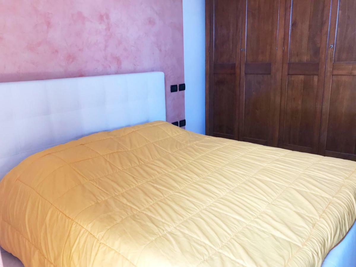 Villa The Sweet Rose With Pool Manerba del Garda Ngoại thất bức ảnh