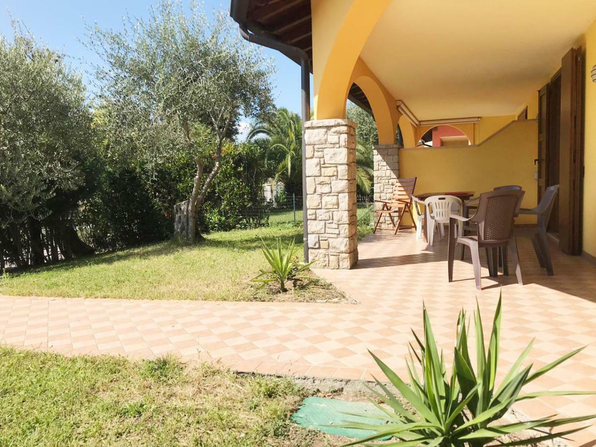 Villa The Sweet Rose With Pool Manerba del Garda Ngoại thất bức ảnh