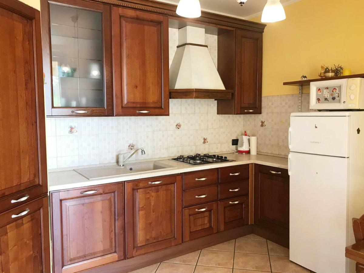 Villa The Sweet Rose With Pool Manerba del Garda Ngoại thất bức ảnh